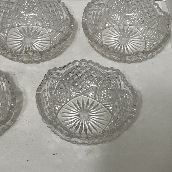 Set Of 5 Beautiful Antique EAPG Clear Cut Glass 4.75” Small Bowls Dishes - Picture 5 of 6
